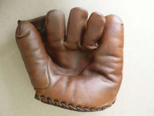 Red Lucas Goldsmith RL Front